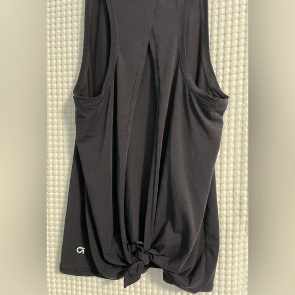 GAPFIT Breathe navy blue tank top size XS. - Picture 3 of 3